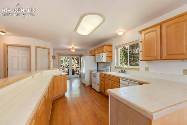 625 Sun Valley Drive, Woodland Park, CO 80863