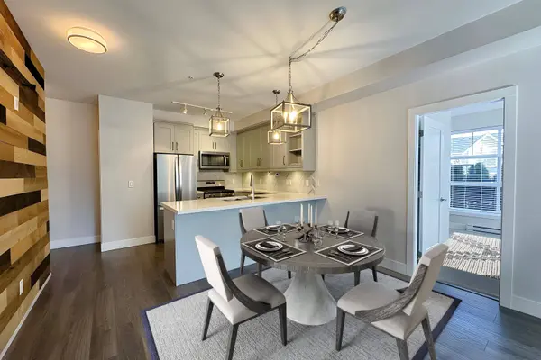 14605 Mcdougall DR #101, Surrey, BC V4P 0G7