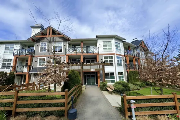 14605 Mcdougall DR #101, Surrey, BC V4P 0G7