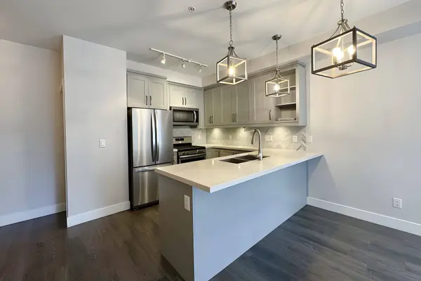 14605 Mcdougall DR #101, Surrey, BC V4P 0G7