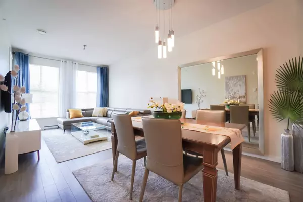 3323 151 ST #405, Surrey, BC V3Z 0L3