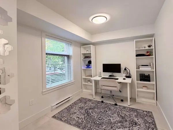 9718 161a ST #8, Surrey, BC V4N 6S7