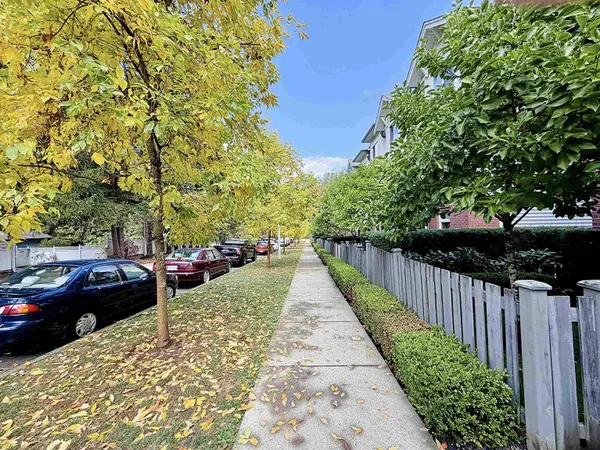 9718 161a ST #8, Surrey, BC V4N 6S7
