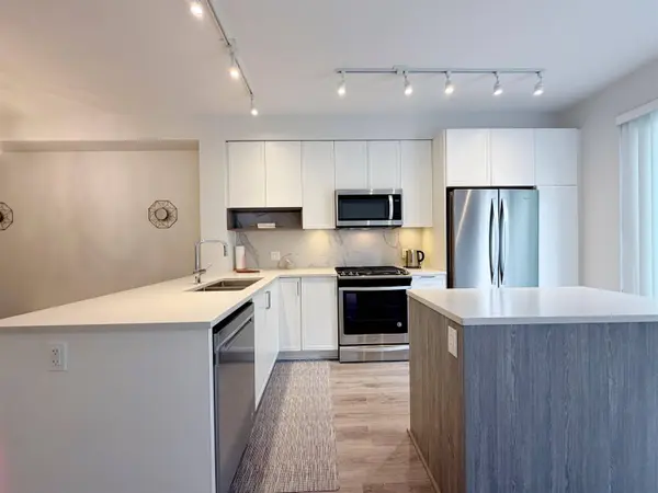 9718 161a ST #8, Surrey, BC V4N 6S7