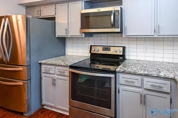 207 Marinawoods Drive SE #6, Huntsville, AL 35803