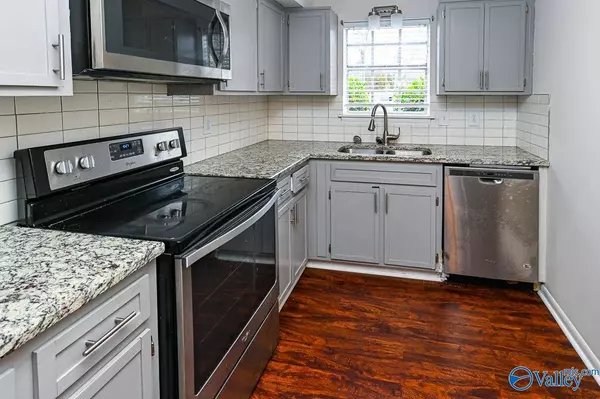 207 Marinawoods Drive SE #6, Huntsville, AL 35803