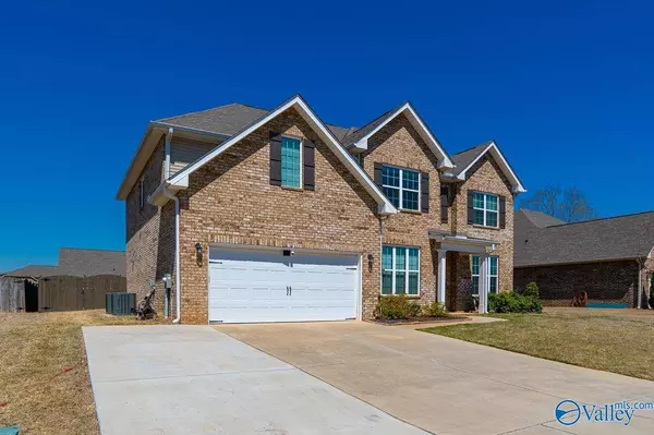 129 Berry Farm Road, Meridianville, AL 35759