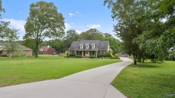 140 Whitfield Drive, Toney, AL 35773