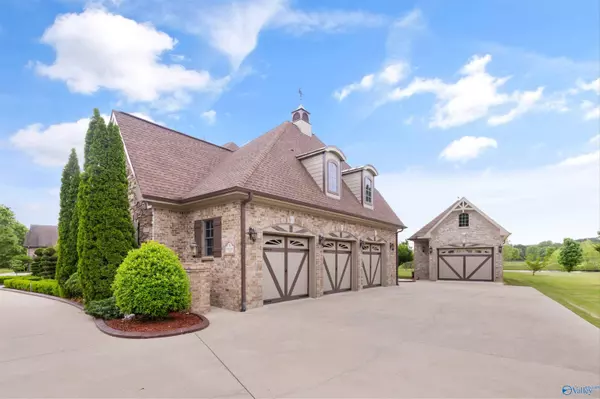 3 Mcmullen Lane, Gurley, AL 35748