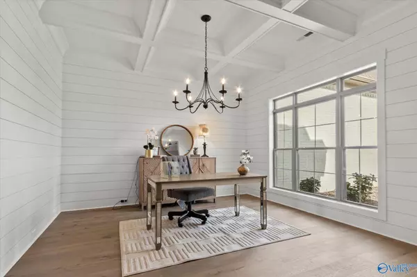 23262 Sawgrass Drive, Athens, AL 35613