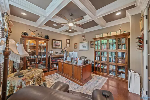 3 Mcmullen Lane, Gurley, AL 35748