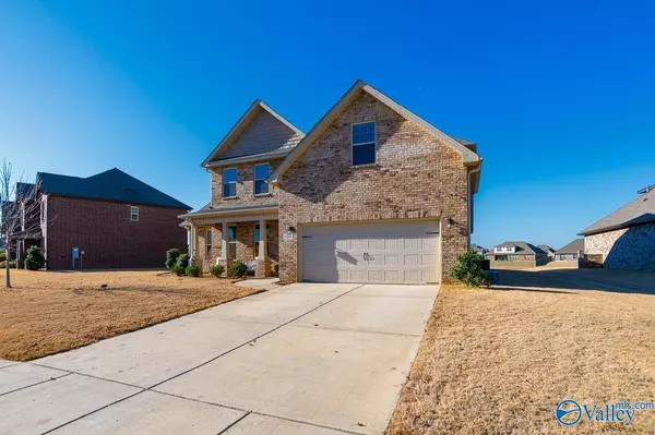 104 Cove Brook Drive, Meridianville, AL 35759
