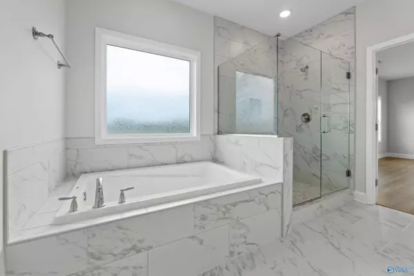 107 Creek Park Drive, Meridianville, AL 35759