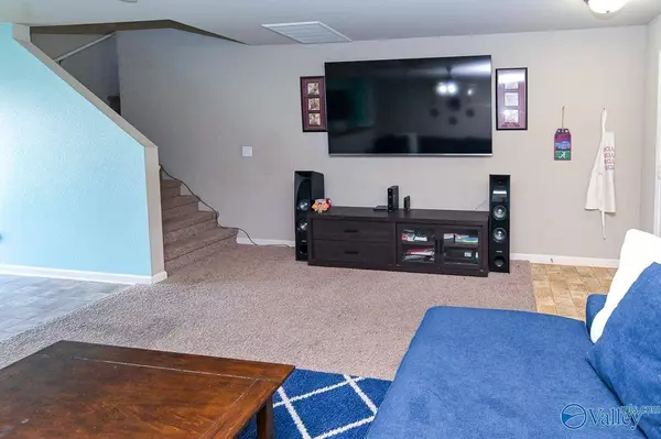 242 Bermuda Lakes Drive, Meridianville, AL 35759