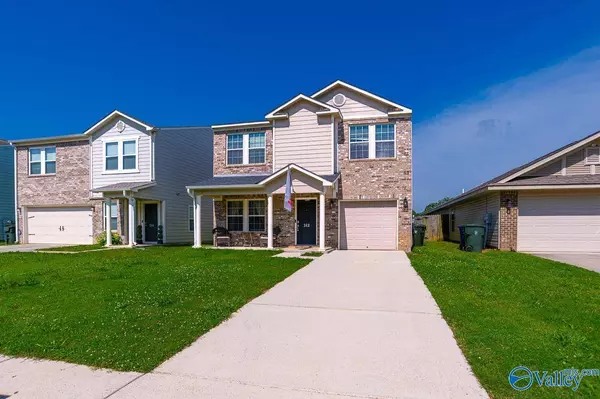 242 Bermuda Lakes Drive, Meridianville, AL 35759