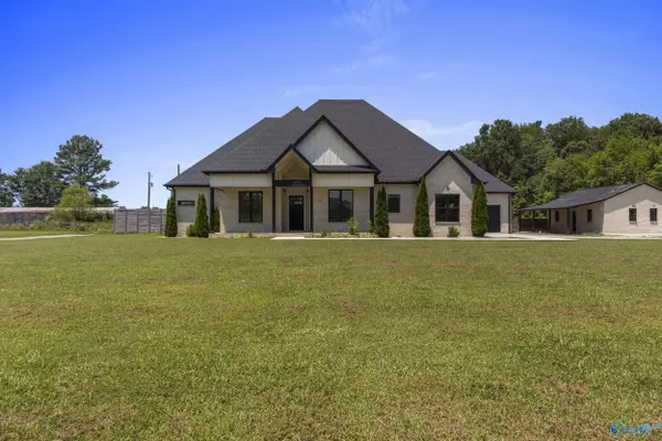 1268 Low Gap Road, New Hope, AL 35760