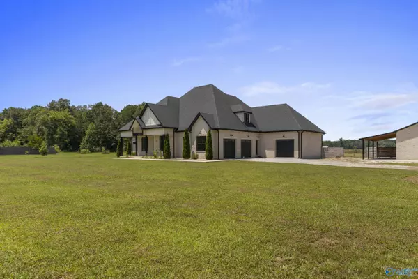 1268 Low Gap Road, New Hope, AL 35760