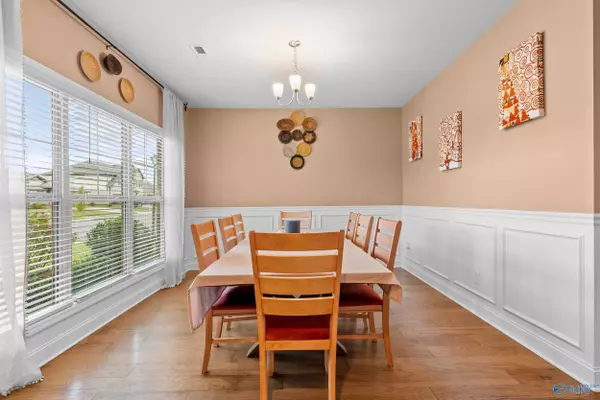 227 Cherry Laurel Drive, Hazel Green, AL 35750