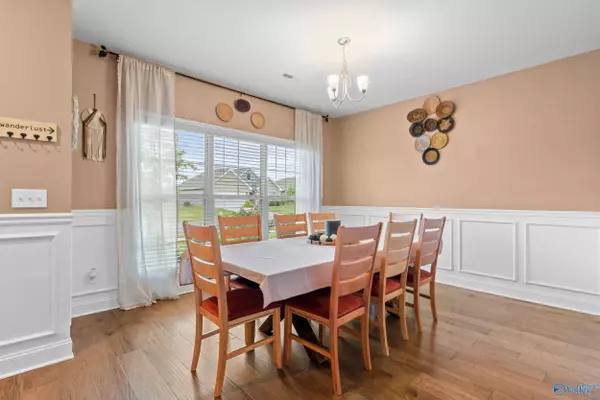 227 Cherry Laurel Drive, Hazel Green, AL 35750