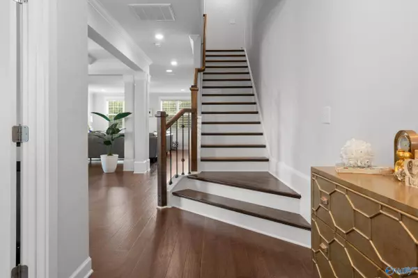 8129 Tupelo Gum Trace SW, Huntsville, AL 35802