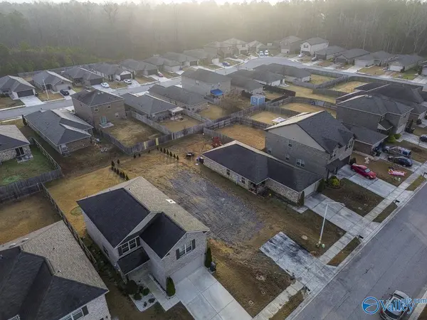 121 Winstead Circle, Owens Cross Roads, AL 35763