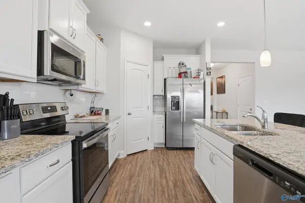 29540 Canoe Circle NW, Harvest, AL 35749