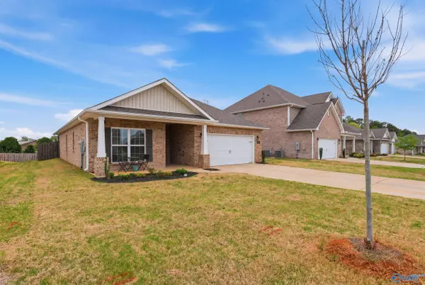 29540 Canoe Circle NW, Harvest, AL 35749
