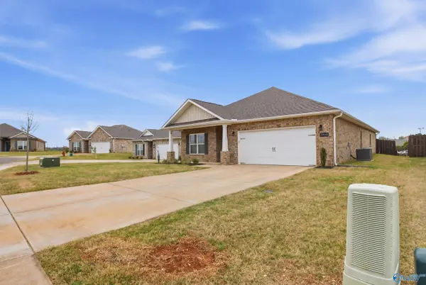 29540 Canoe Circle NW, Harvest, AL 35749