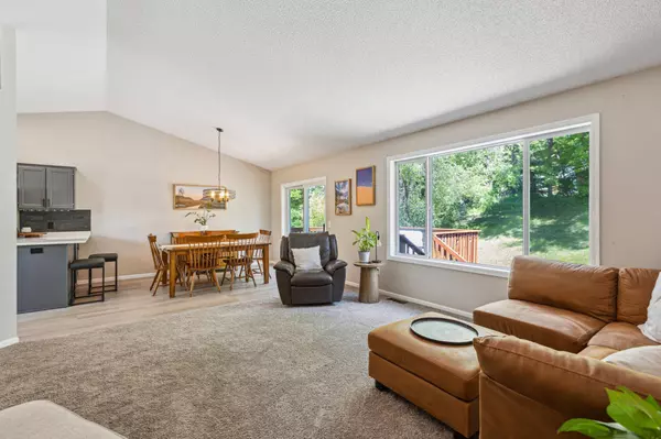 805 Natalie DR, Buffalo, MN 55313