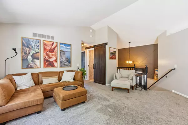 805 Natalie DR, Buffalo, MN 55313