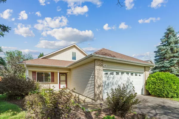 728 S Elm ST, Belle Plaine, MN 56011