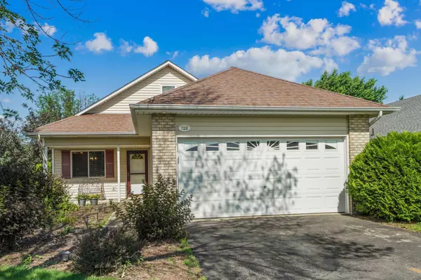 728 S Elm ST, Belle Plaine, MN 56011