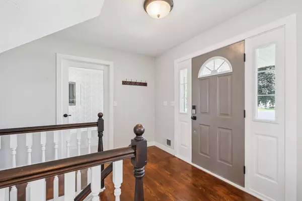 908 Horizon CIR, Belle Plaine, MN 56011