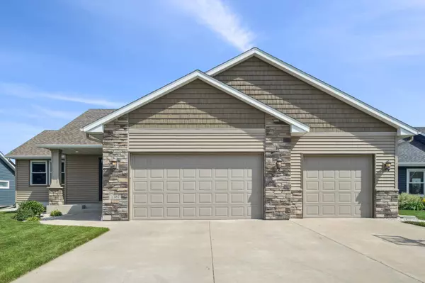 1381 Robert Creek Curve, Belle Plaine, MN 56011