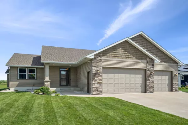 1381 Robert Creek Curve, Belle Plaine, MN 56011