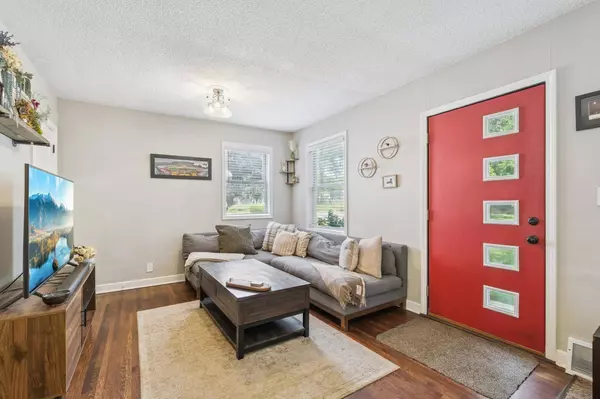 6812 Irving AVE S, Richfield, MN 55423