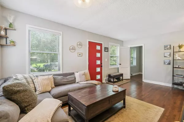 6812 Irving AVE S, Richfield, MN 55423