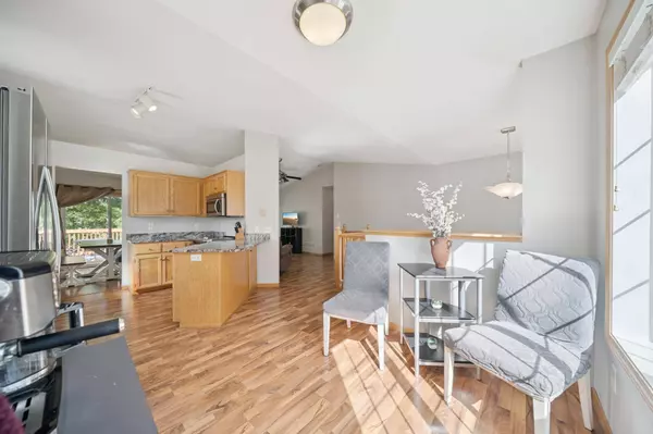 804 S Elm ST, Belle Plaine, MN 56011