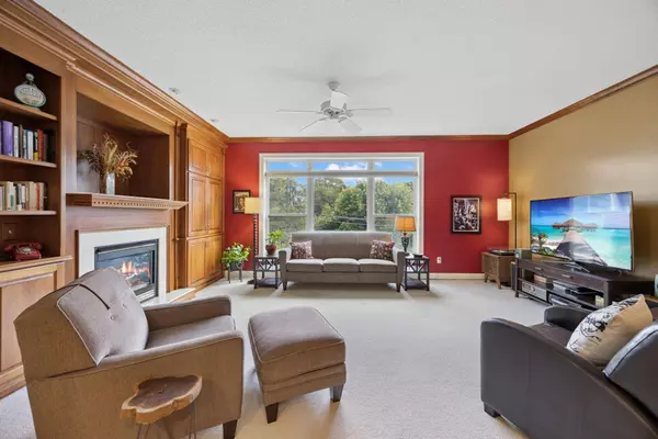 415 Colborne ST, Saint Paul, MN 55102