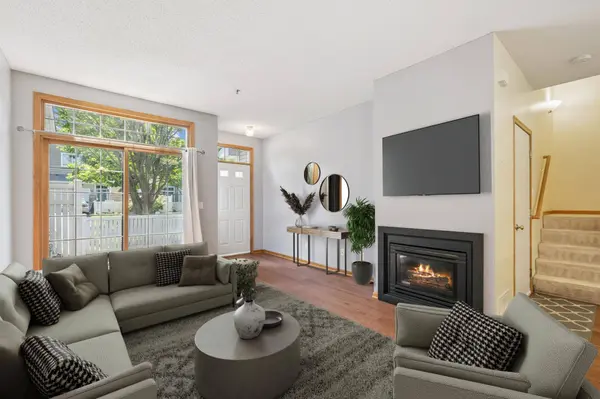 17850 Cobblestone WAY, Eden Prairie, MN 55347