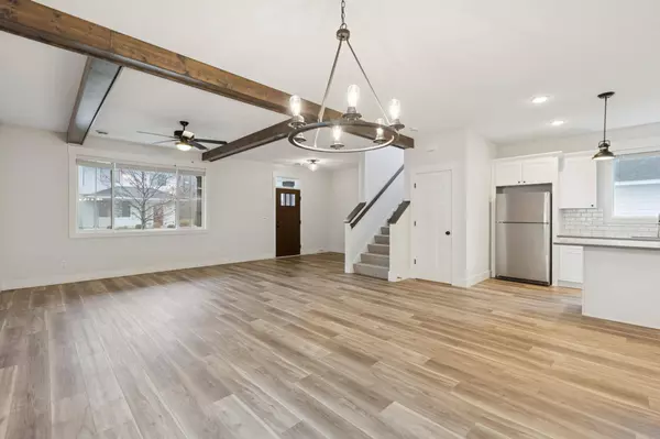 8689 Deerwood LN N, Maple Grove, MN 55369