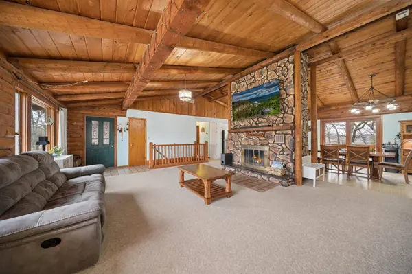 830 W Church ST, Belle Plaine, MN 56011