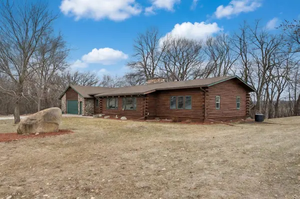 830 W Church ST, Belle Plaine, MN 56011