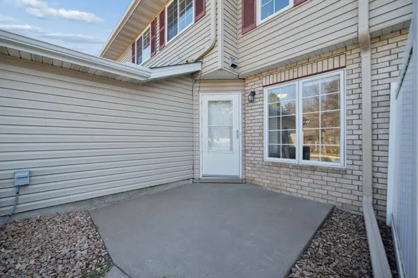 206 E Orchard ST, Belle Plaine, MN 56011