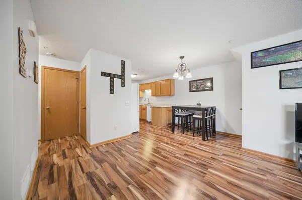 206 E Orchard ST, Belle Plaine, MN 56011