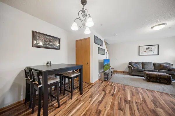 206 E Orchard ST, Belle Plaine, MN 56011