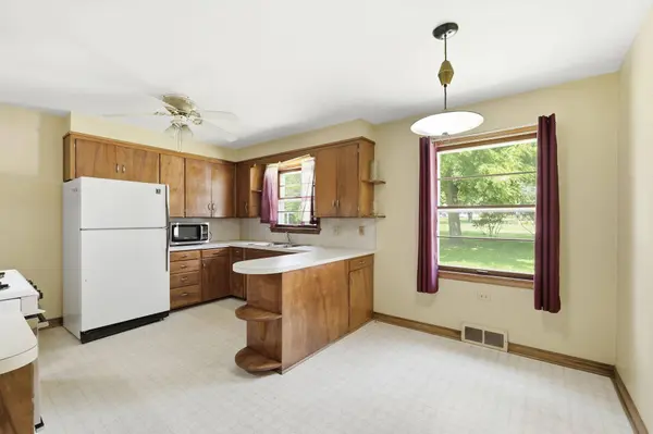 129 S Morningside DR, Le Sueur, MN 56058