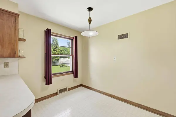 129 S Morningside DR, Le Sueur, MN 56058
