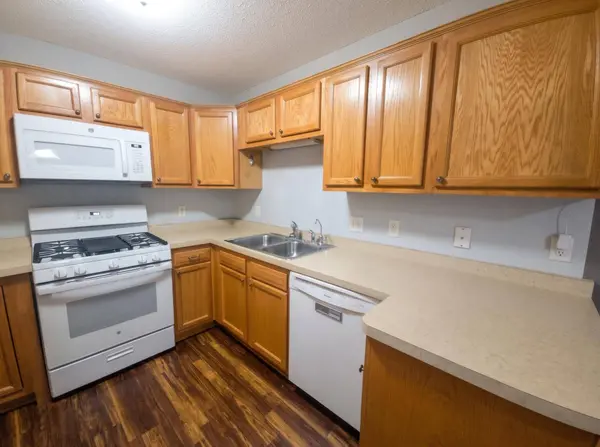 202 E Orchard ST, Belle Plaine, MN 56011