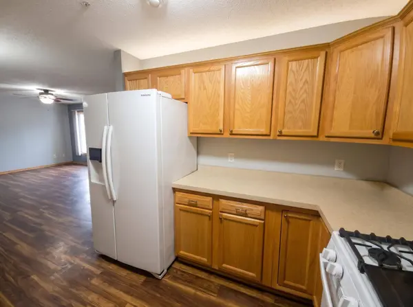 202 E Orchard ST, Belle Plaine, MN 56011